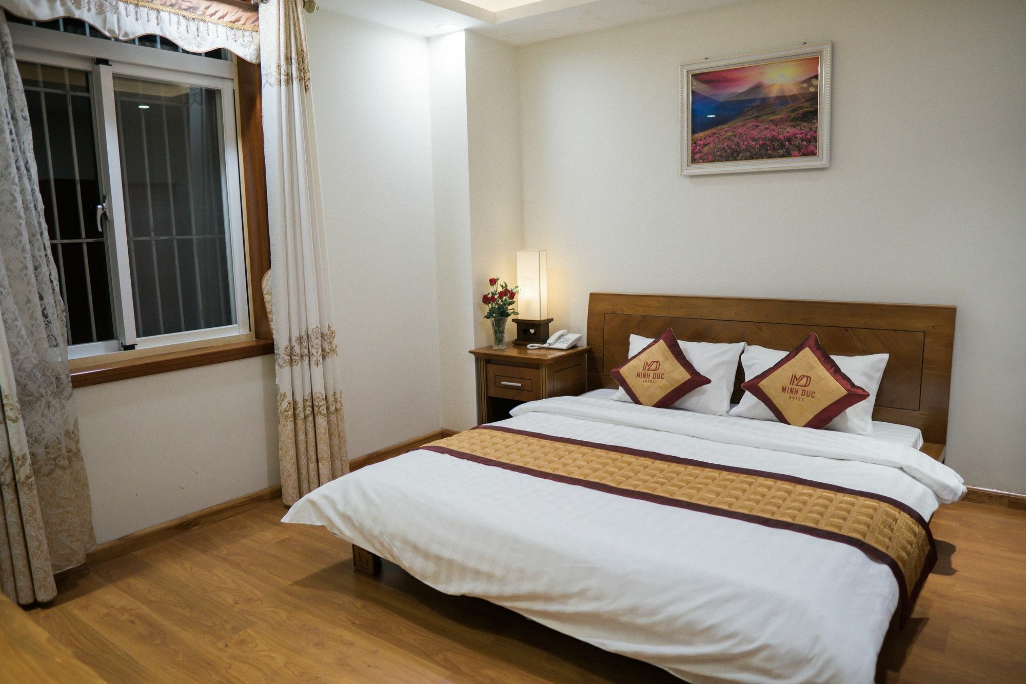 Minh Duc Hotel Ha Long Exterior photo